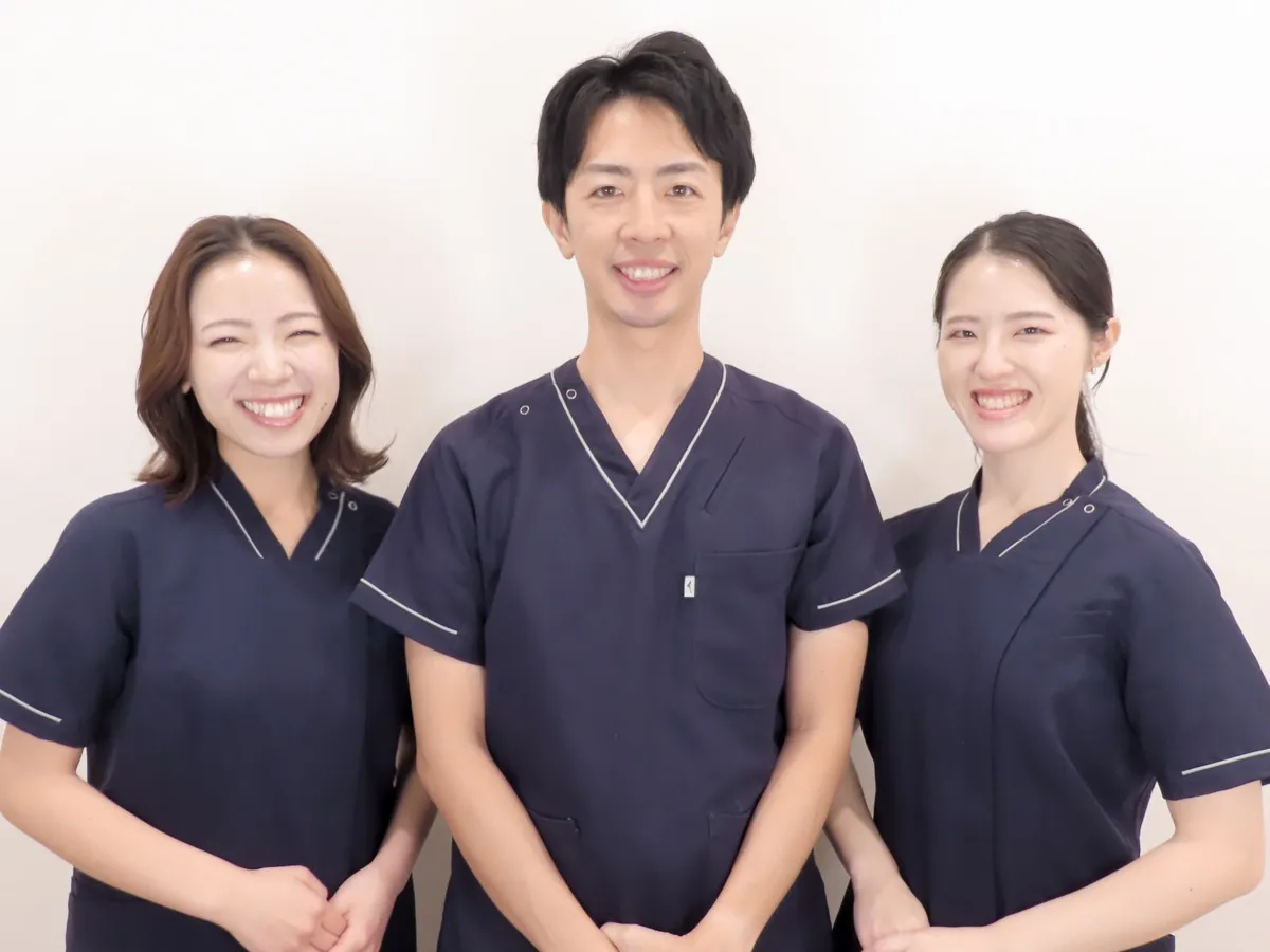 オムリス鍼灸接骨院の施術スタッフ